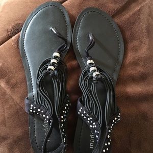 New madden girl black sandals size!10M with bling!